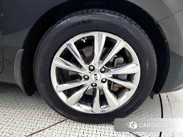 Kia The New Carnival id 4471647 из Кореи 11