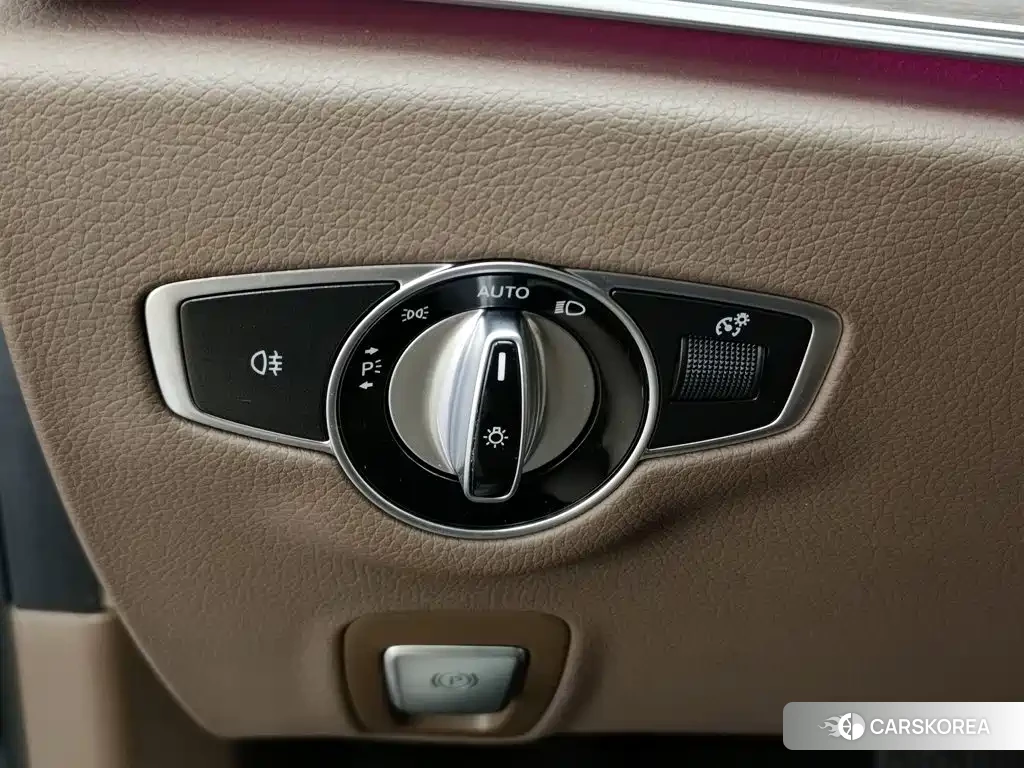 Mercedes-Benz E-Class id 4628360 из Китая 11