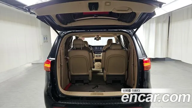 Kia All New Carnival id 2606881 из Кореи 11