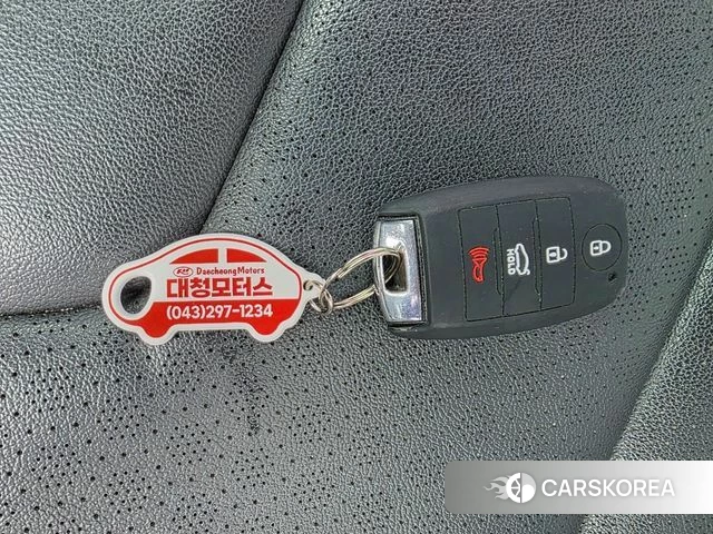 Kia Niro id 3889436 из Кореи 11