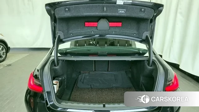 BMW 3 Series (G20) id 2960877 из Кореи 11