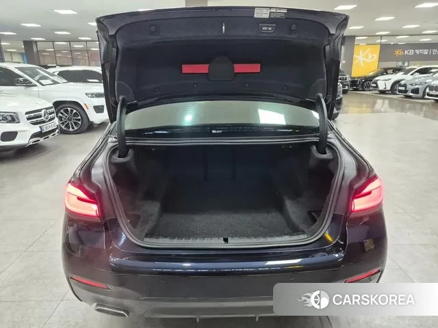 BMW 5 Series (G30) id 3572316 из Кореи 11