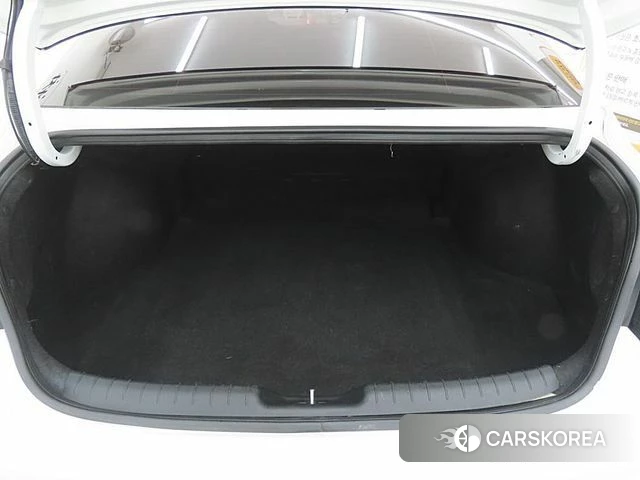 Hyundai Avante (CN7) id 4202791 из Кореи 11