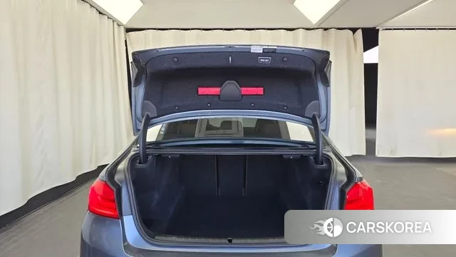 BMW 5 Series (G30) id 3737372 из Кореи 11