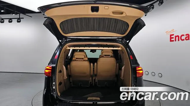 Kia The New Carnival id 2442841 из Кореи 11