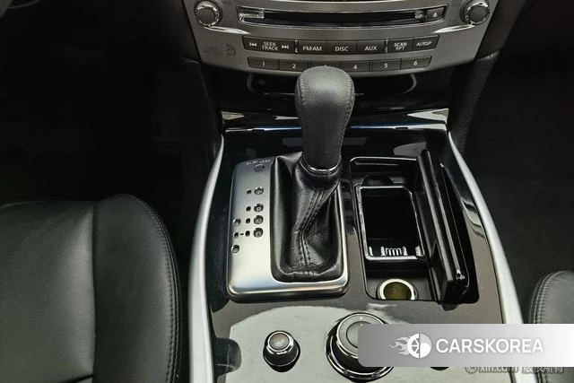 Infiniti Q70 id 4236129 из Китая 11
