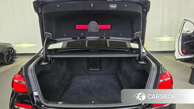 BMW 7 Series (G11) id 3873873 из Кореи 11