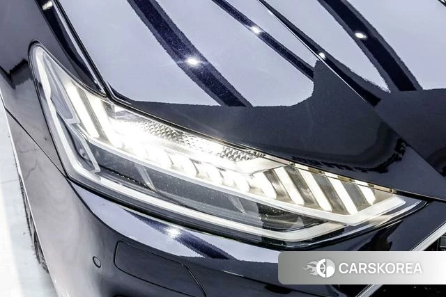 Audi A7L id 4328765 из Китая 11