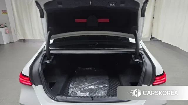 BMW 5 Series (G60) id 3739507 из Кореи 11