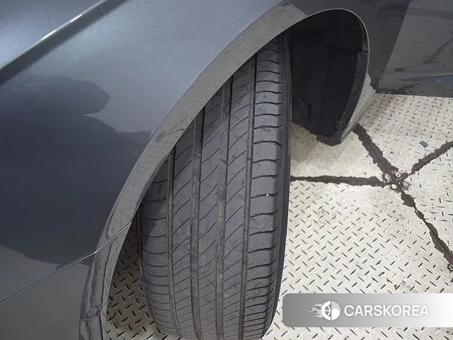 Audi A6 (C8) id 3519409 из Кореи 11