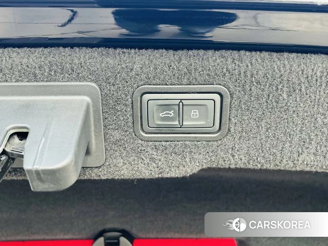 Audi A8 id 4210210 из Китая 11