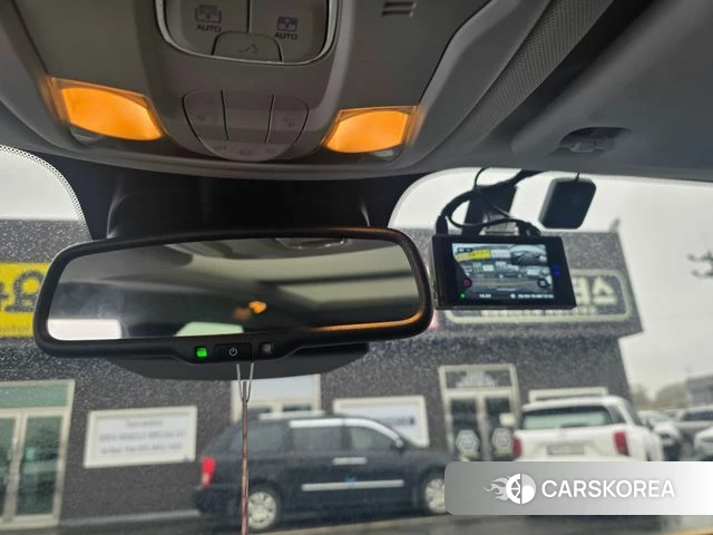 Jeep Renegade id 3915849 из Кореи 11