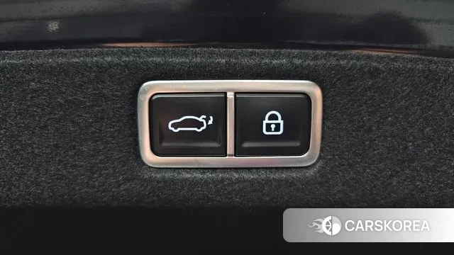 Hyundai Grandeur (GN7) id 3590888 из Кореи 11