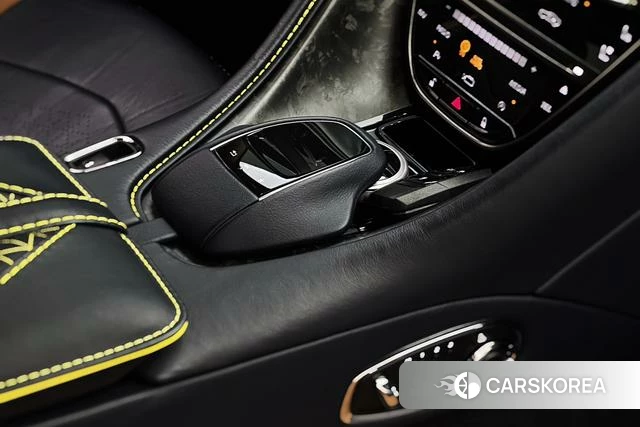 Aston Martin DBS id 4239773 из Китая 11