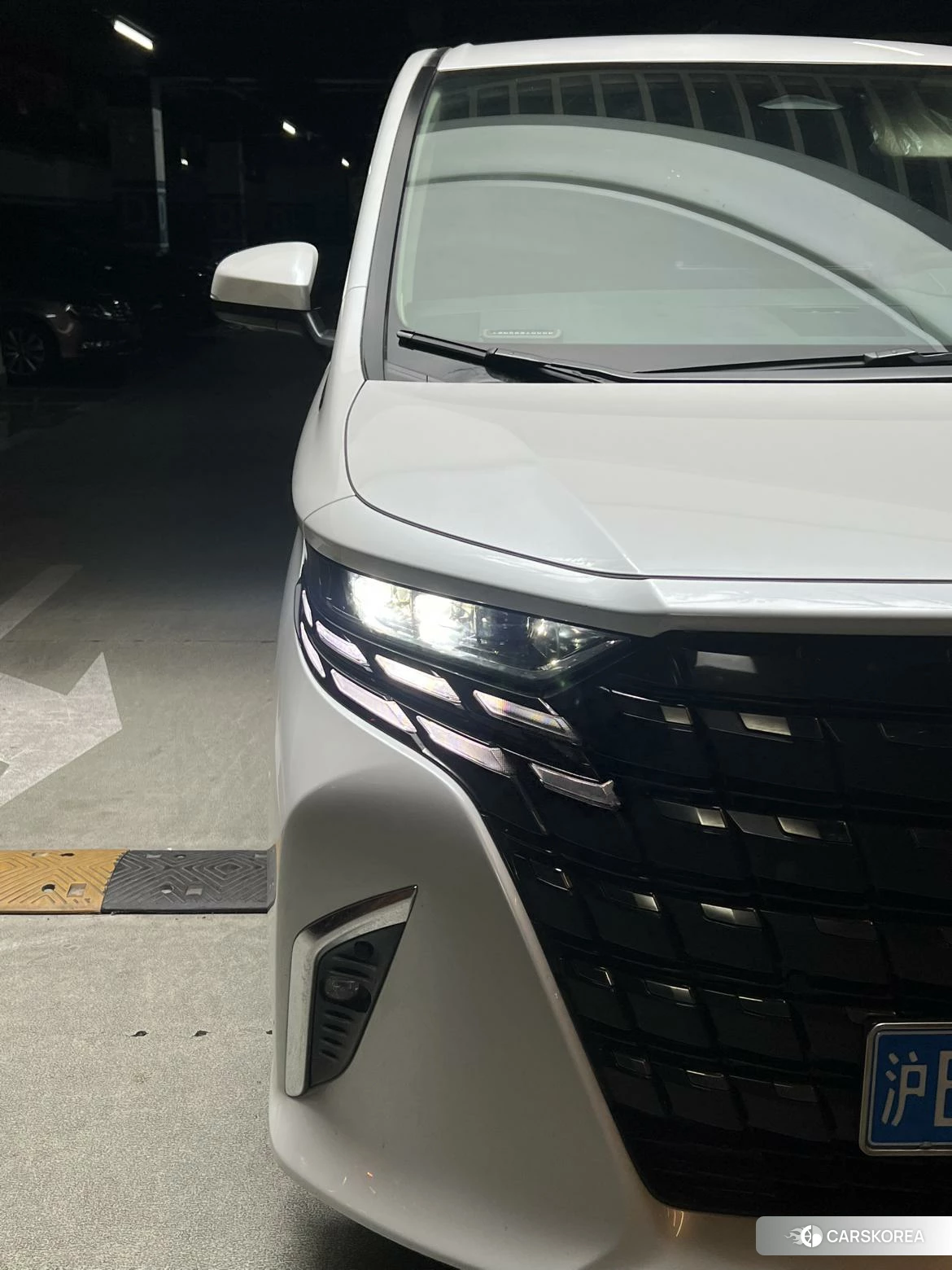Toyota Wilfa id 4419161 из Китая 11