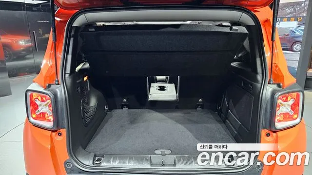 Jeep Renegade id 2402135 из Кореи 11