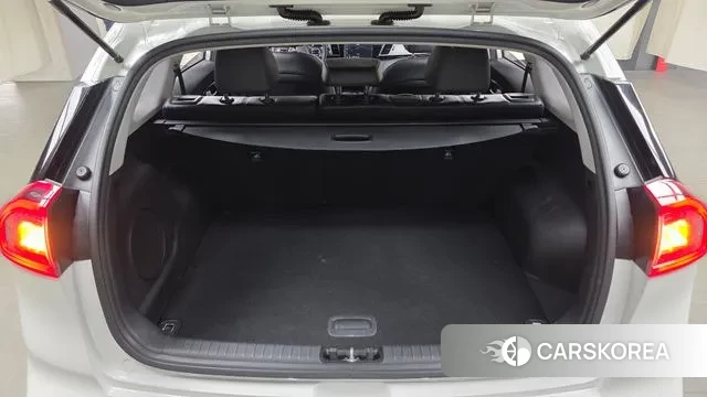 Kia Niro EV id 3433435 из Кореи 11