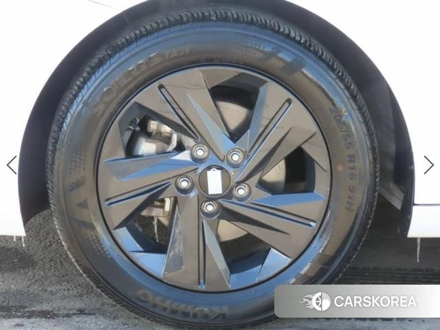 Hyundai Avante (CN7) id 3824855 из Кореи 11