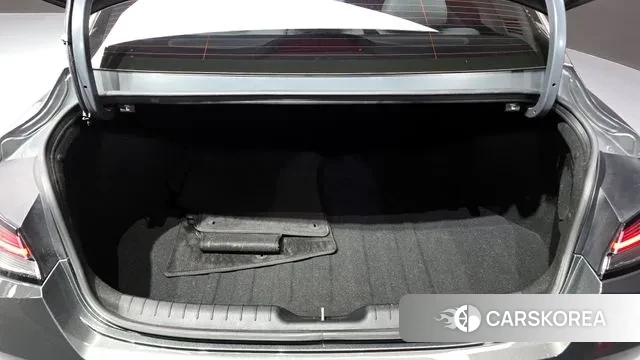 Hyundai Avante Hybrid (CN7) id 3691045 из Кореи 11