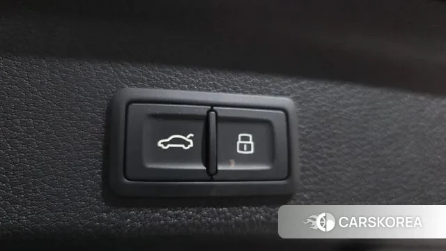 Audi Q3 (F3) id 3634837 из Кореи 11