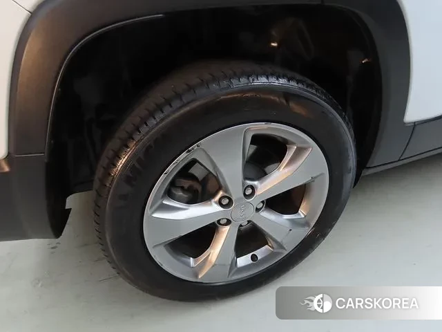 Jeep Cherokee (KL) id 3339131 из Кореи 11