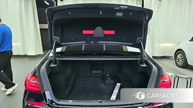 BMW 7 Series (G11) id 3055826 из Кореи 11