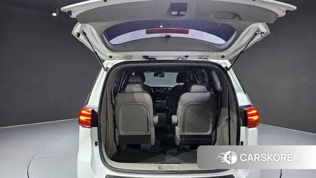 Kia The New Carnival id 3480175 из Кореи 11