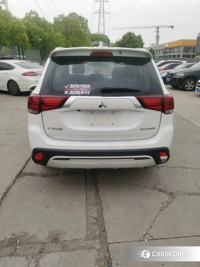 Mitsubishi  Outlander id 4240654 из Китая 11