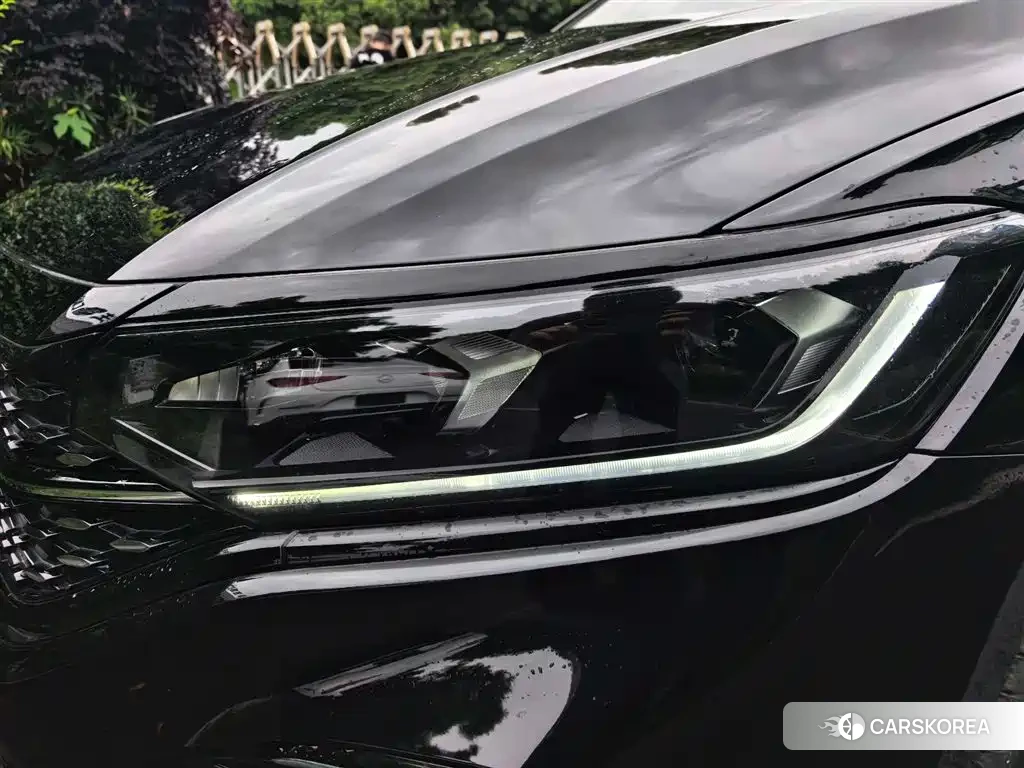 Volkswagen Passat id 4538857 из Китая 11