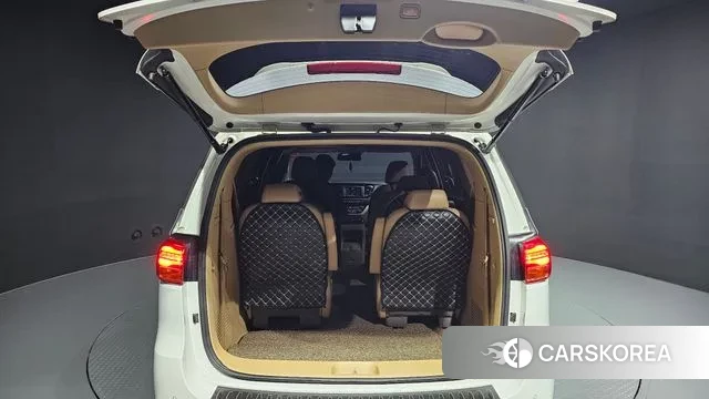 Kia The New Carnival id 2995528 из Кореи 11