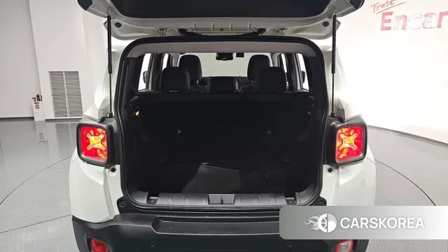 Jeep Renegade id 3089049 из Кореи 11