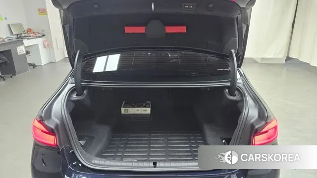 BMW 5 Series (G30) id 3630842 из Кореи 11