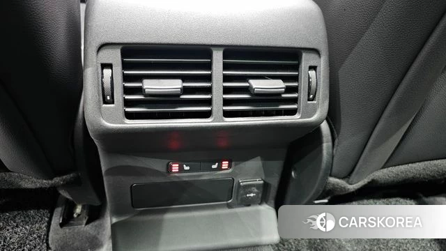 Land Rover Range Rover Velar id 4408582 из Кореи 11