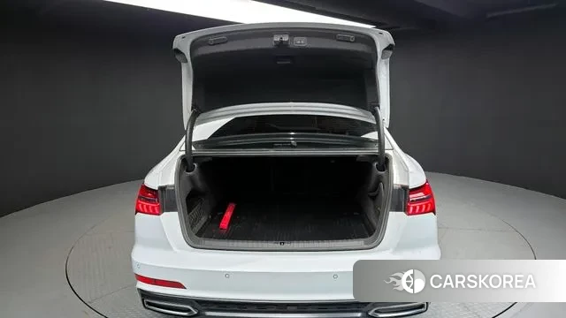 Audi A6 (C8) id 3661228 из Кореи 11