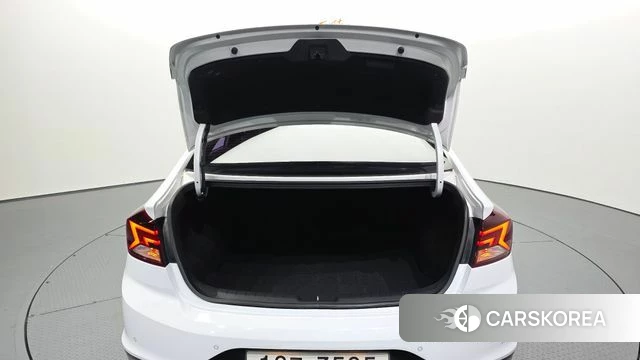 Hyundai The New Avante AD id 3886212 из Кореи 11