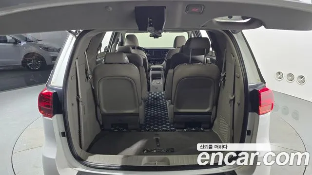 Kia The New Carnival id 2454454 из Кореи 11