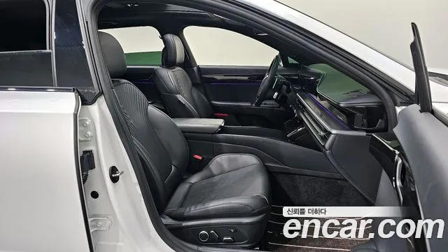 Hyundai Grandeur (GN7) id 2694681 из Кореи 11