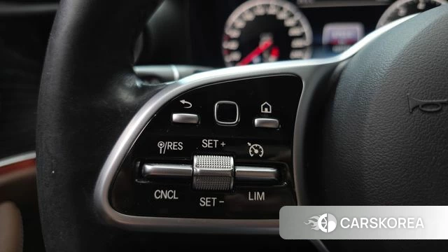 Mercedes-Benz E-Class W213 id 4684052 из Кореи 10