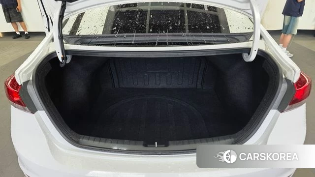 Hyundai Avante AD id 4557953 из Кореи 11