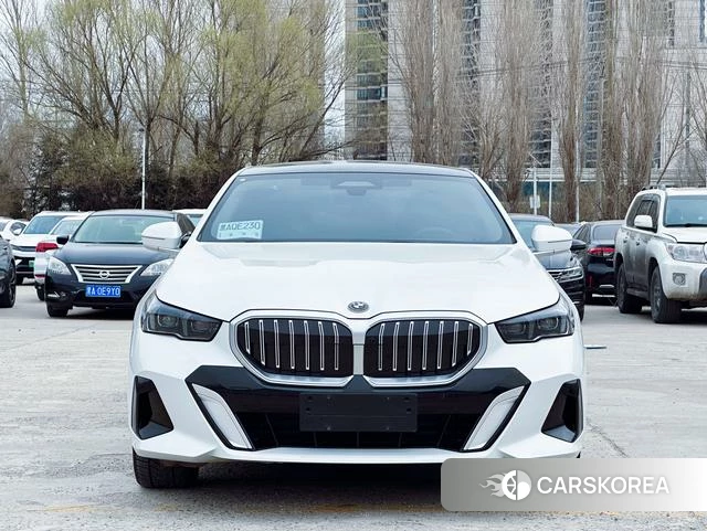 BMW 5 series id 4257489 из Китая 11