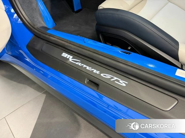Porsche 911(992) id 4617338 из Кореи 11