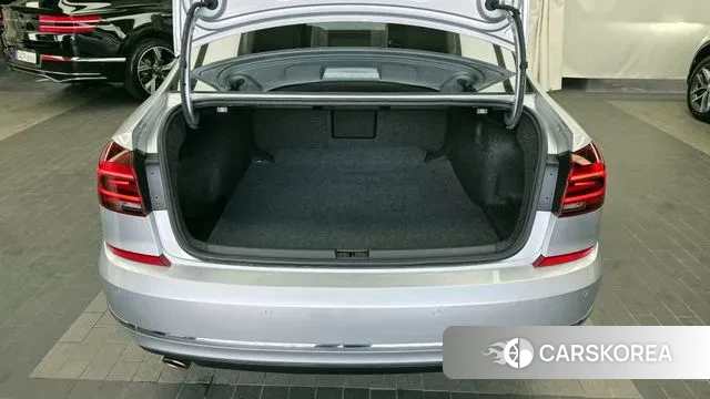 Volkswagen The New Passat id 3723635 из Кореи 11