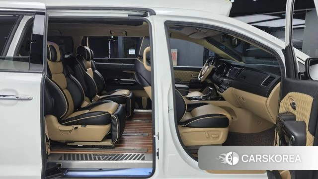 Kia The New Carnival id 4652352 из Кореи 11