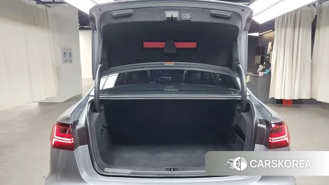 Audi New A6 id 3009393 из Кореи 11