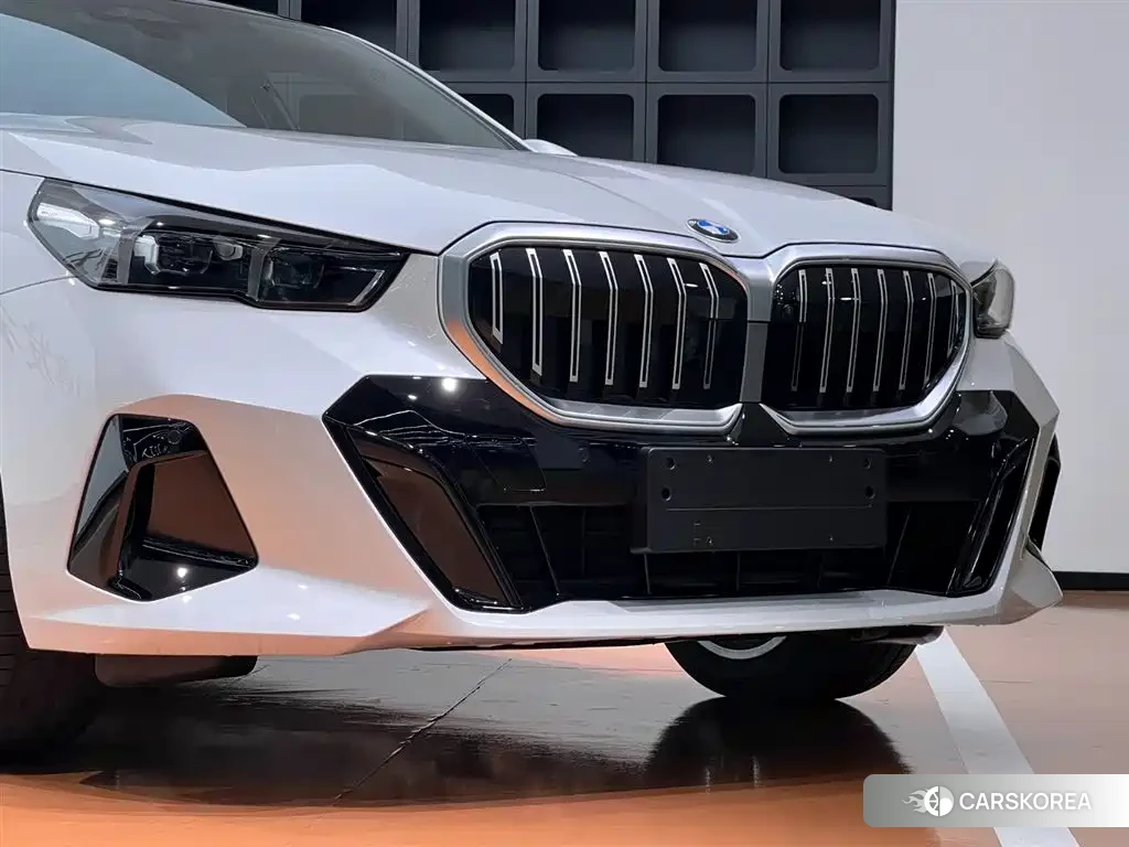BMW 5 series id 4538817 из Китая 11