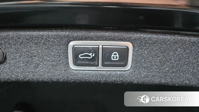 Hyundai Grandeur (GN7) id 3818092 из Кореи 11