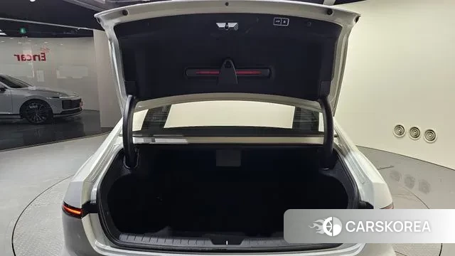 Hyundai Grandeur (GN7) id 3649303 из Кореи 11