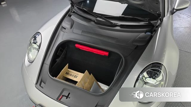 Porsche 911(992) id 4557250 из Кореи 11
