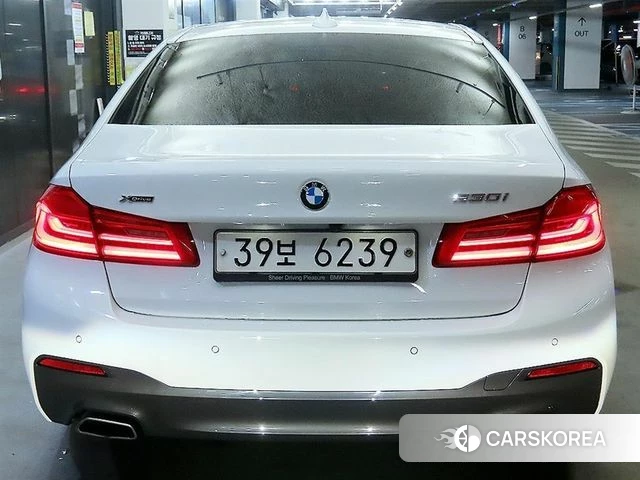 BMW 5 Series (G30) id 4385045 из Кореи 11