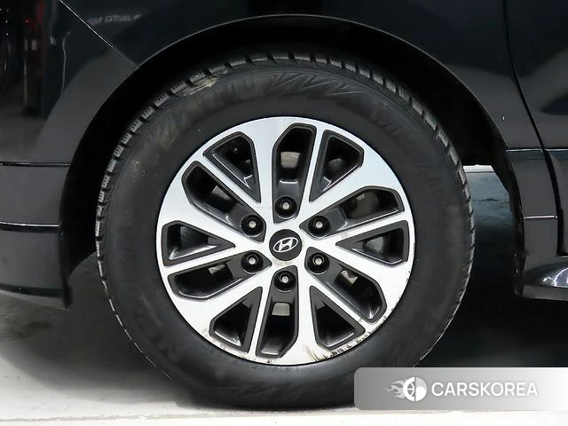 Hyundai The New Grand Starex id 3916998 из Кореи 11